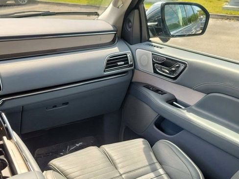 Certified 2022 Lincoln Navigator L Black Label image 22
