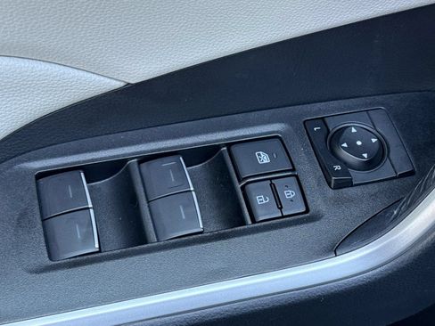 Certified 2025 Toyota RAV4 XLE Premium AWD/4WD image 18