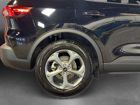 Certified 2025 Ford Escape ST-Line image 18