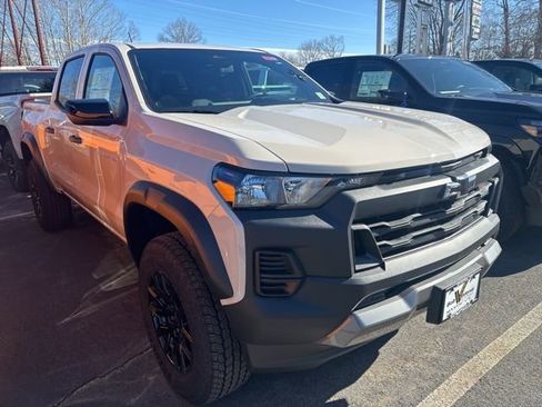 New 2026 Chevrolet Colorado Trail Boss AWD/4WD image 3