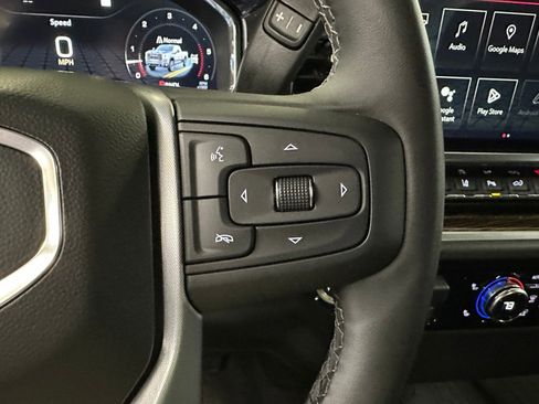 Certified 2025 GMC Sierra 2500 SLE w/ SLE Convenience Package image 10