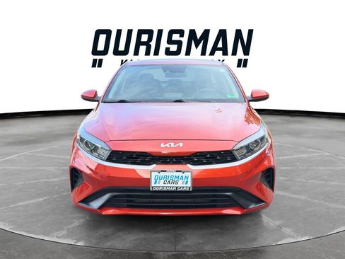 Certified 2022 Kia Forte LXS FWD image 2
