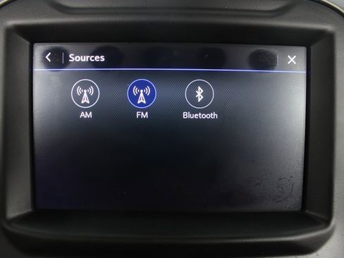 Used 2020 GMC Sierra 2500 4x4 Crew Cab w/ Convenience Package image 5