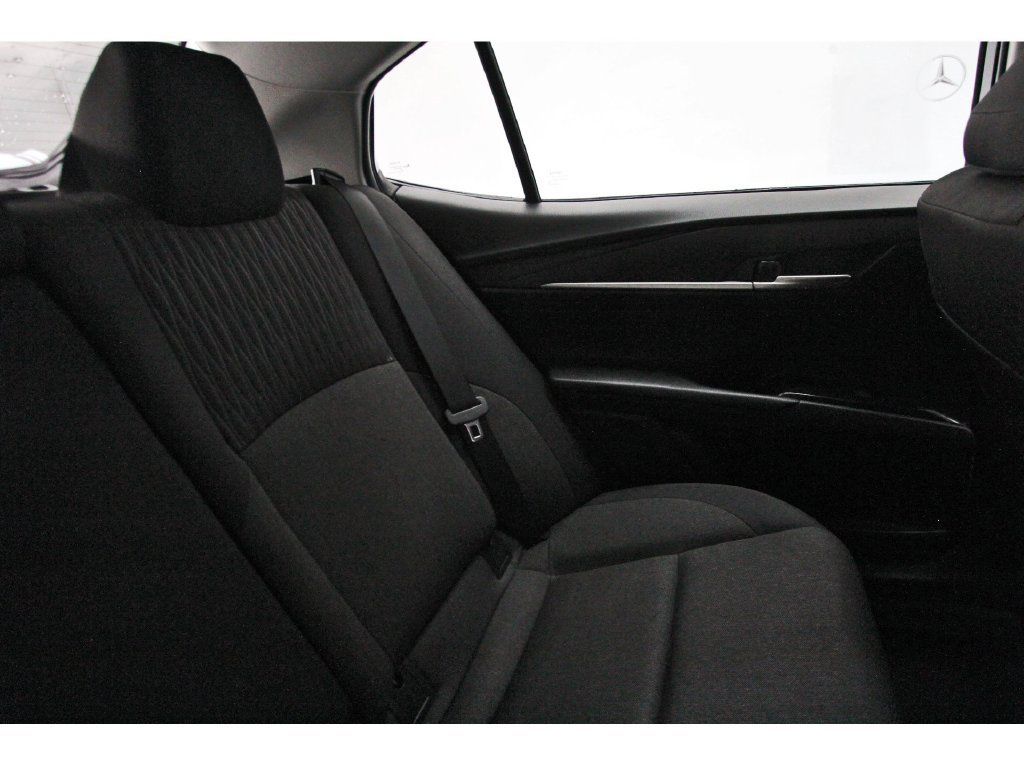 Used 2025 Toyota Camry LE FWD image 12