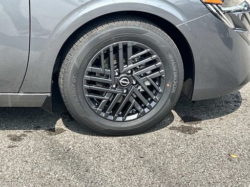 New 2026 Nissan Sentra SV w/ Floor Mat Package FWD image 9