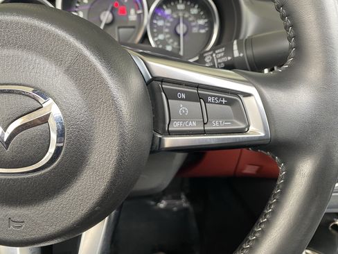 Used 2020 MAZDA MX-5 Miata RF Grand Touring RWD image 7