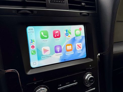 Used 2017 Lincoln Navigator L Reserve image 25