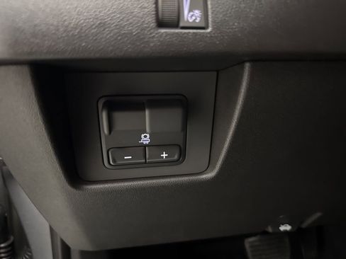 New 2025 GMC Canyon Elevation w/ Convenience Package image 20