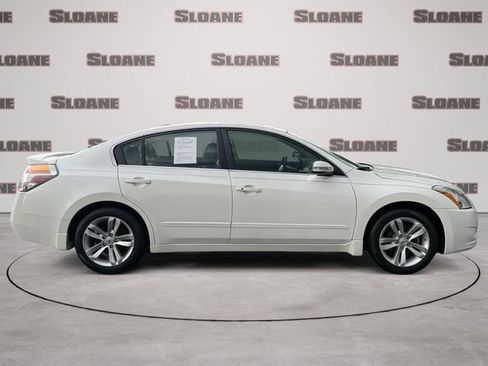 Used 2012 Nissan Altima 3.5 SR w/ Sport Pkg FWD image 6