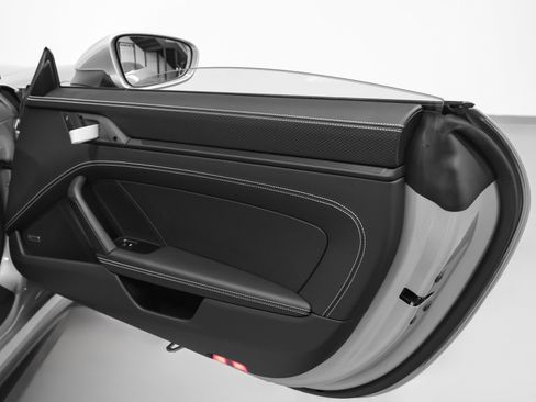 Used 2022 Porsche 911 GT3 image 43