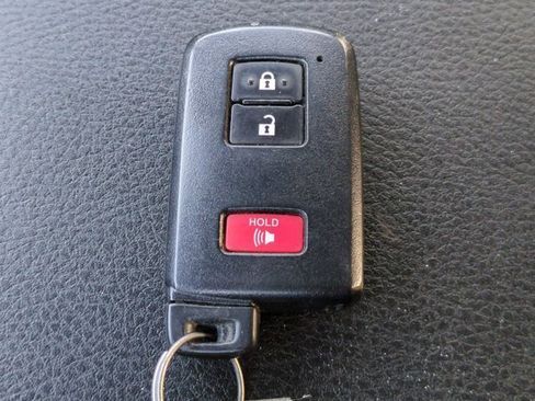 Used 2022 Toyota Tacoma SR5 image 27