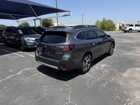 Used 2022 Subaru Outback Limited w/ Popular Package #2 AWD/4WD image 6