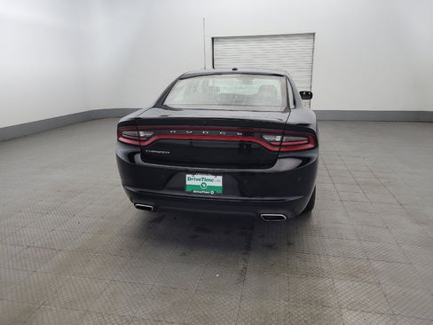 Used 2022 Dodge Charger SXT image 7