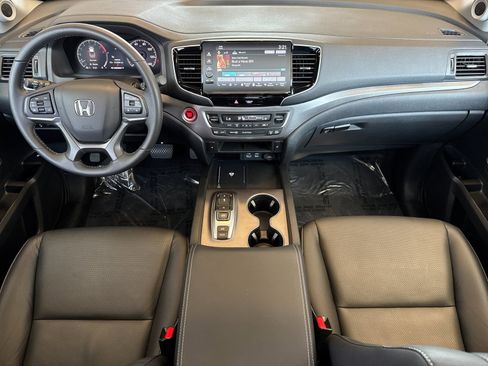 Used 2025 Honda Ridgeline RTL image 10