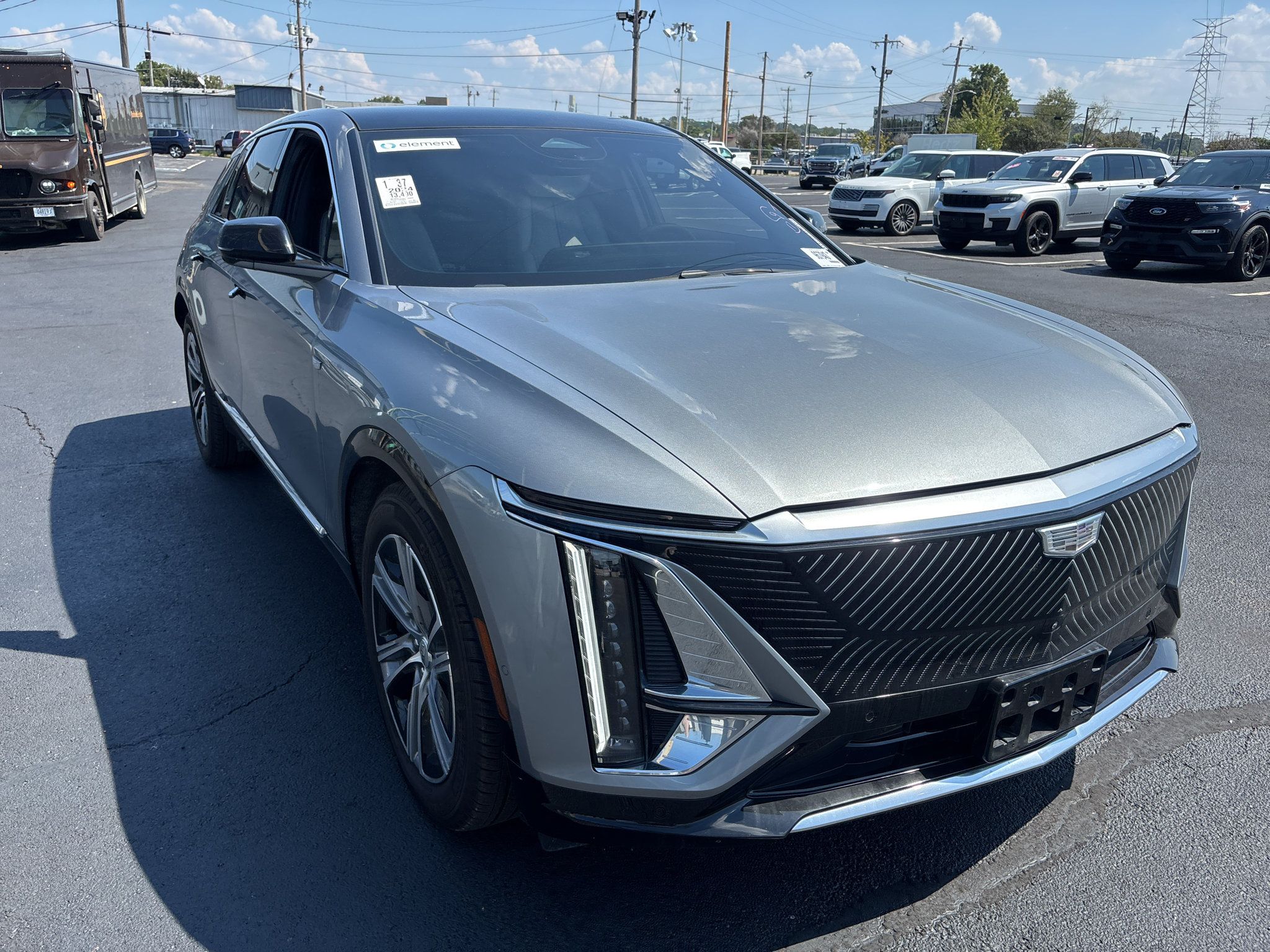 Used 2024 Cadillac Lyriq Luxury RWD image 3