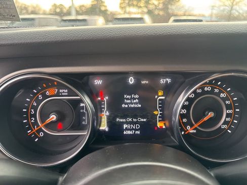 Used 2021 Jeep Wrangler Unlimited Sport image 23