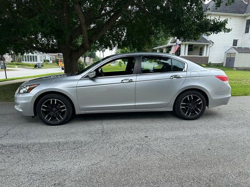 Used 2012 Honda Accord EX-L image 4