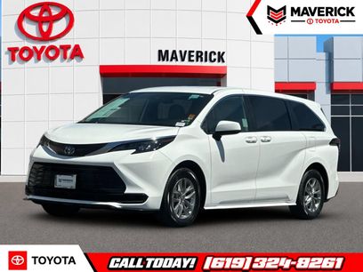 Used 2025 Toyota Sienna LE