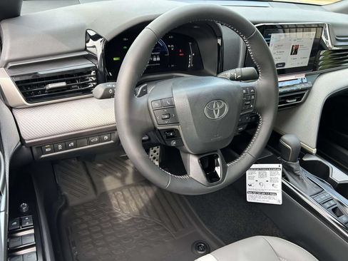 New 2026 Toyota Camry SE w/ Convenience Package FWD image 12