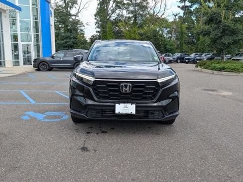 Used 2024 Honda CR-V LX image 9