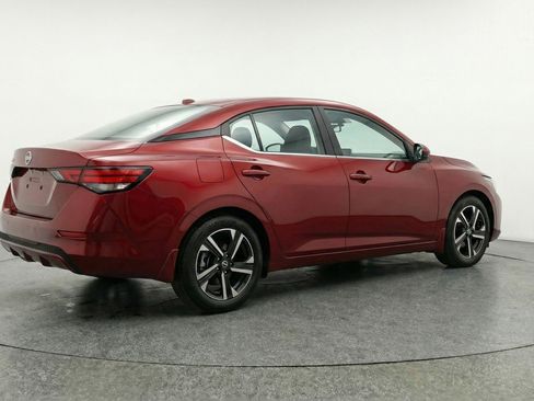 Used 2025 Nissan Sentra SV FWD image 9