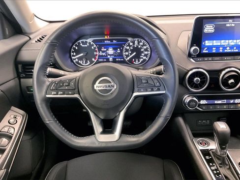 Certified 2021 Nissan Sentra SV image 4