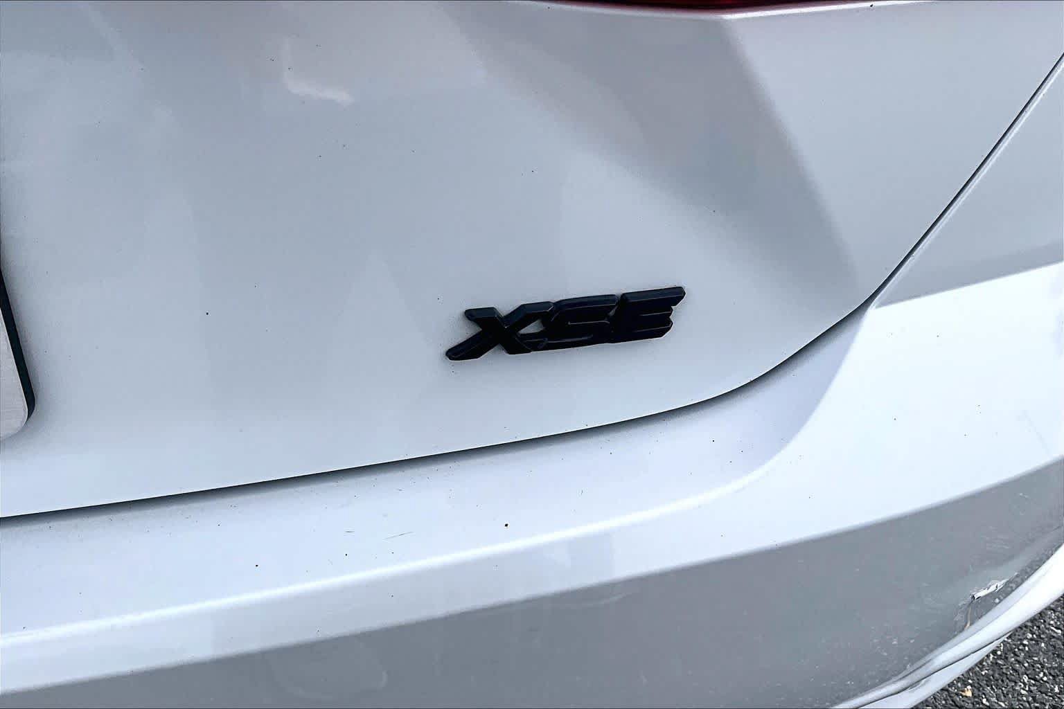 Used 2025 Toyota Camry XSE AWD/4WD image 10