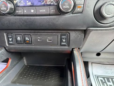Used 2022 Nissan Frontier PRO-4X AWD/4WD image 25