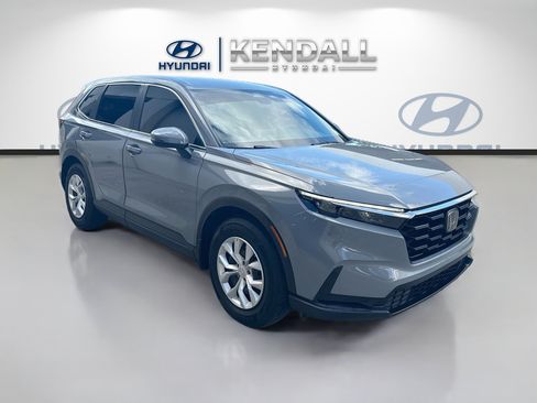 Used 2024 Honda CR-V LX image 1