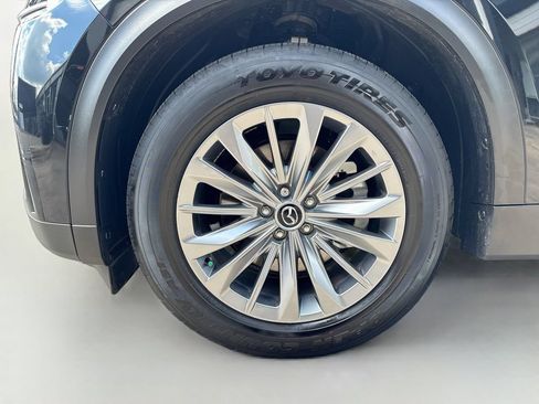 Certified 2025 MAZDA CX-90 3.3 Turbo w/ Preferred Package AWD/4WD image 32