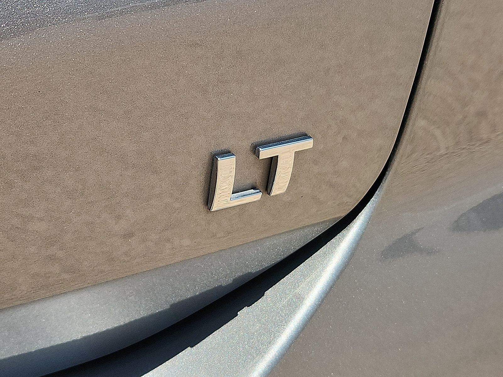 Used 2023 Chevrolet Equinox LT w/ Driver Convenience Package FWD image 10