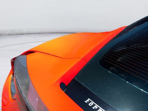 Used 2017 Ferrari 488 GTB RWD image 26