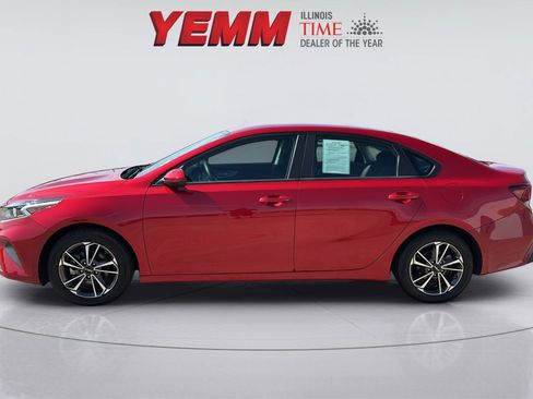 Used 2023 Kia Forte LXS image 6