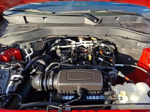 Used 2022 Ford Explorer XLT w/ Equipment Group 202A image 29