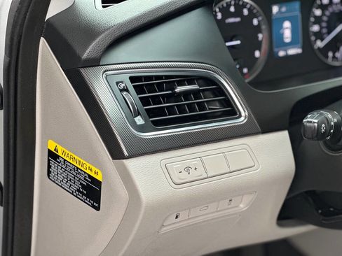 Used 2016 Hyundai Sonata Sport image 11