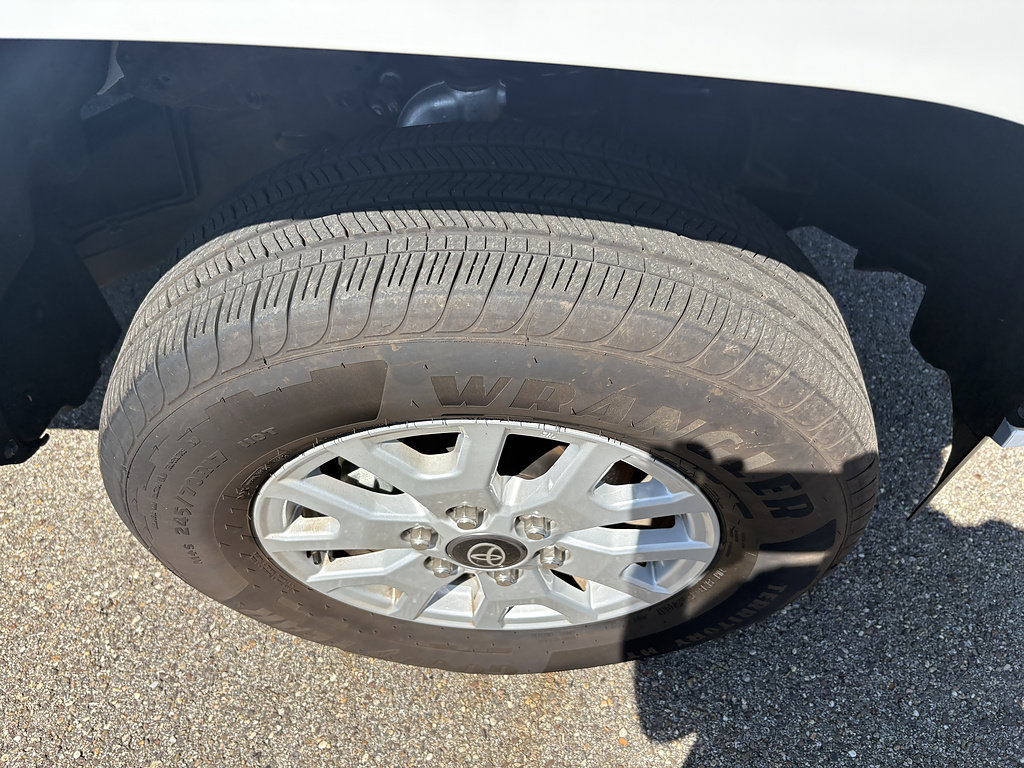 Used 2026 Toyota Tacoma SR AWD/4WD image 12