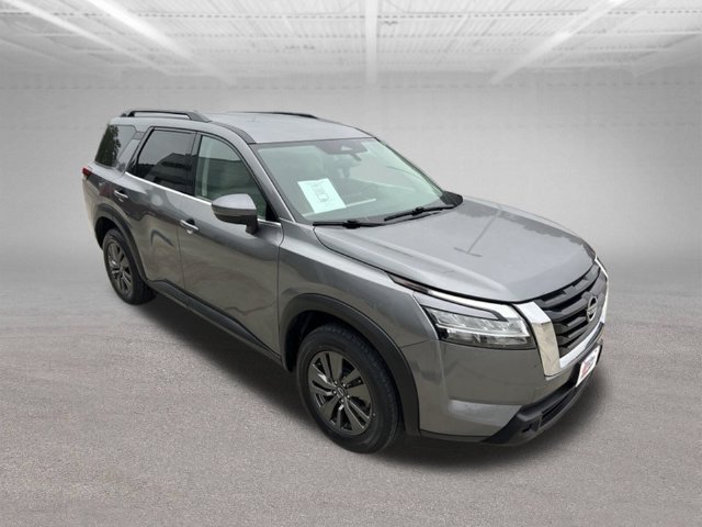 Used 2022 Nissan Pathfinder SV w/ Cargo Package AWD/4WD image 3