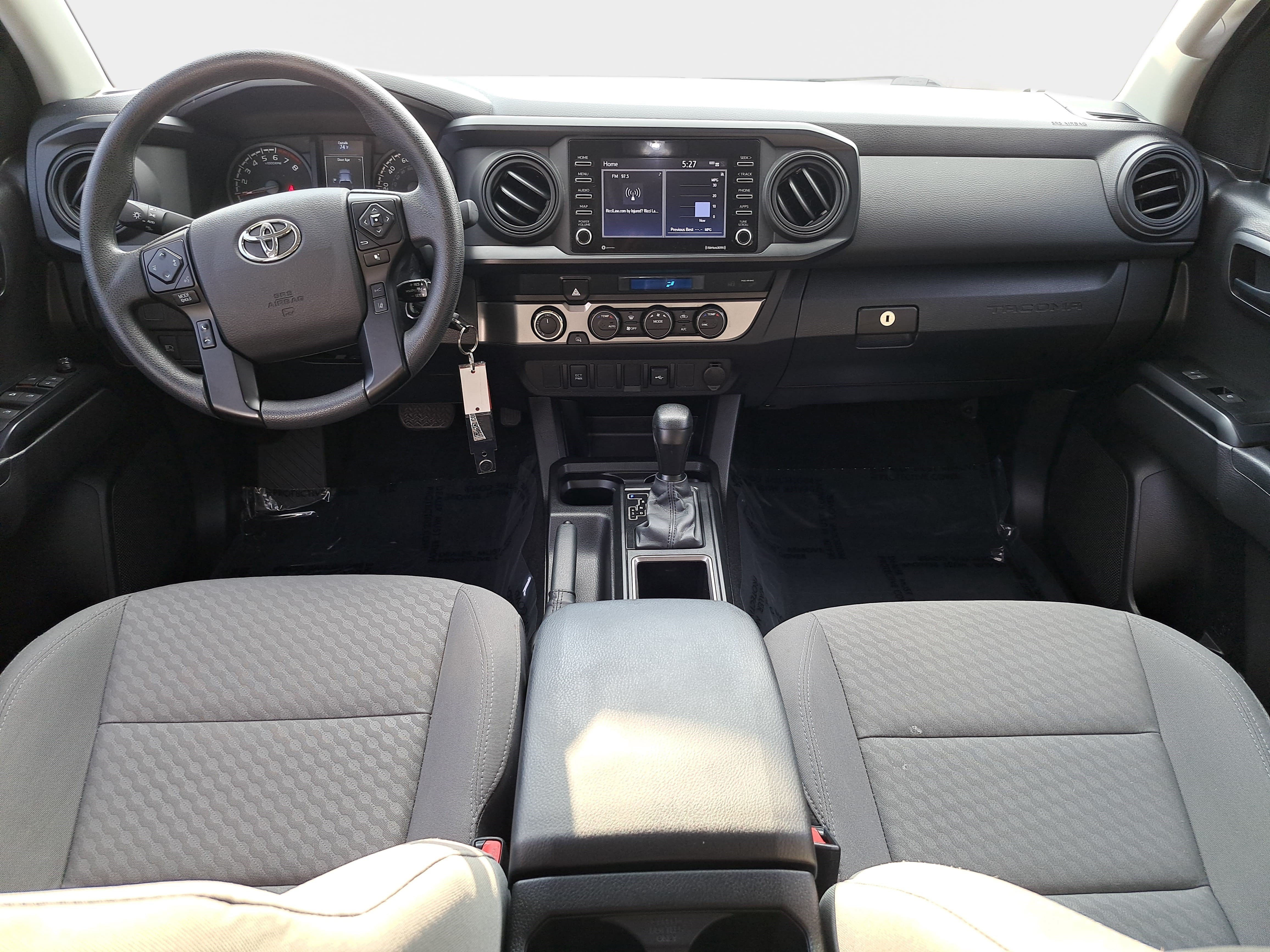 Used 2022 Toyota Tacoma SR AWD/4WD image 9