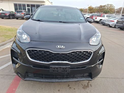 Used 2021 Kia Sportage LX w/ LX Fwd Popular Package image 9