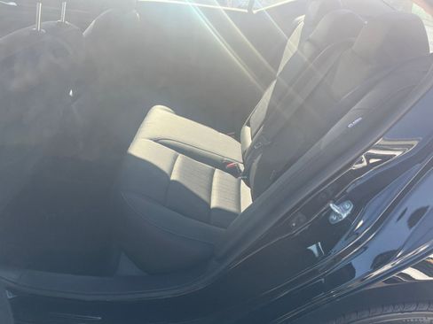 Used 2025 Nissan Altima 2.5 SV FWD image 27
