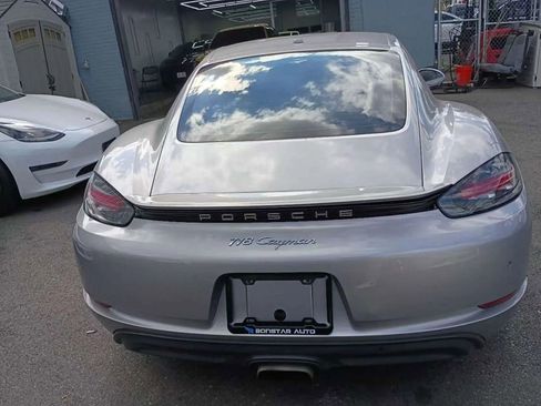 Used 2018 Porsche 718 Cayman image 6