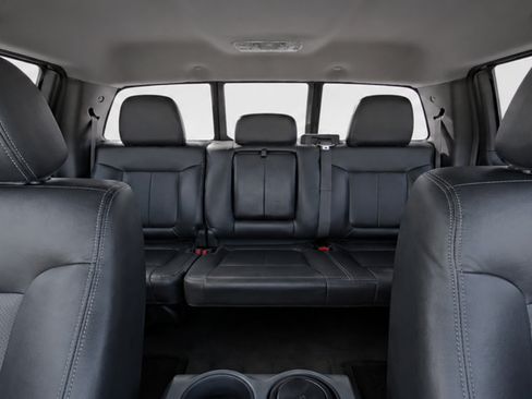 Used 2012 Ford F150 Lariat w/ Lariat Chrome Pkg AWD/4WD image 16