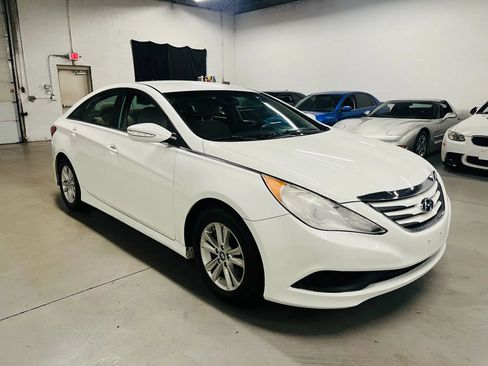 Used 2014 Hyundai Sonata GLS w/ Popular Equipment Group 2 FWD image 4