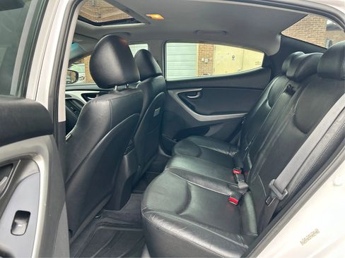 Used 2015 Hyundai Elantra Sport image 11