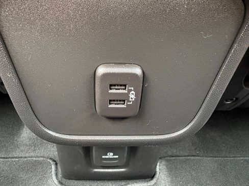 Used 2023 GMC Terrain SLE w/ Driver Convenience Package FWD image 38