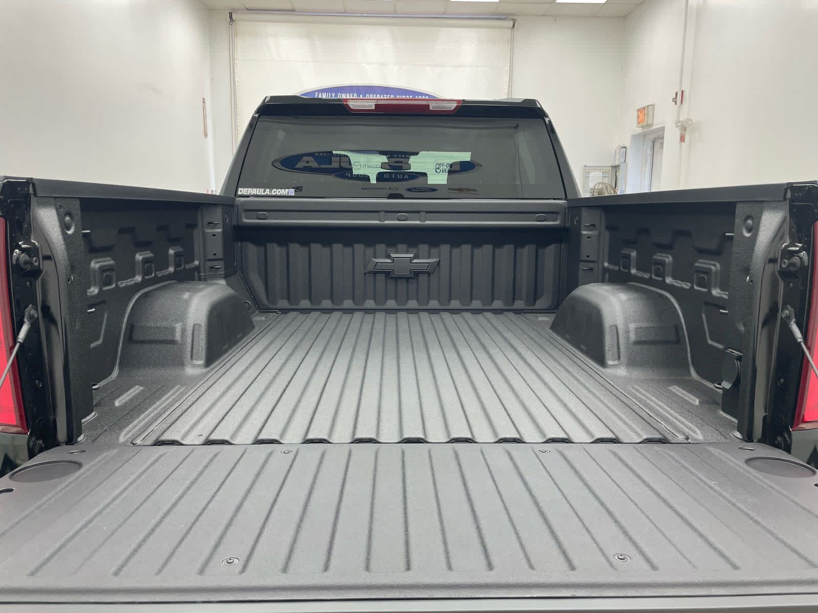 New 2026 Chevrolet Silverado 1500 RST w/ RST Select Package AWD/4WD image 12