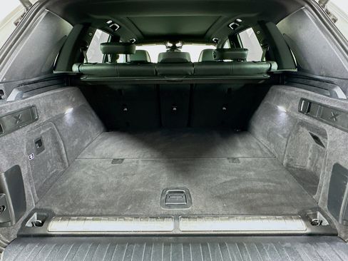 Used 2025 BMW X5 xDrive50e image 30