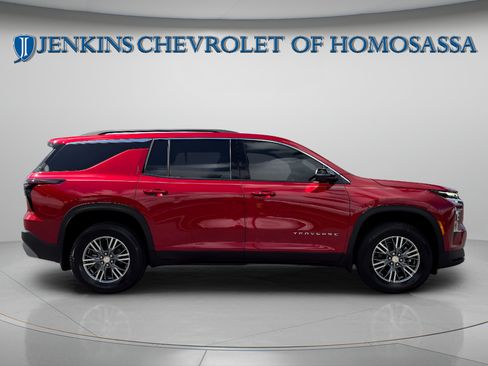New 2026 Chevrolet Traverse LT w/ Driver Confidence Package FWD image 3