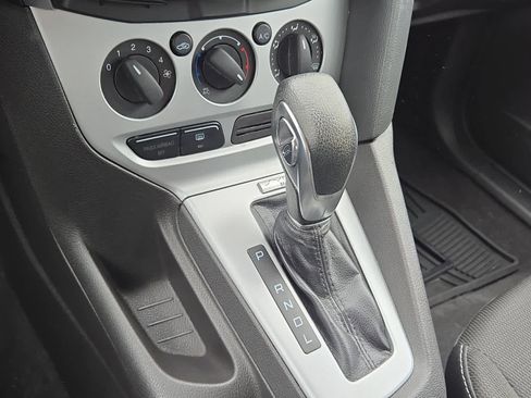 Used 2013 Ford Focus SE image 12