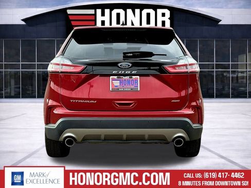 Used 2024 Ford Edge Titanium image 4